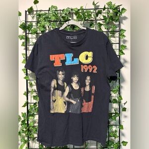 TLC Women's Black Graphic Tee